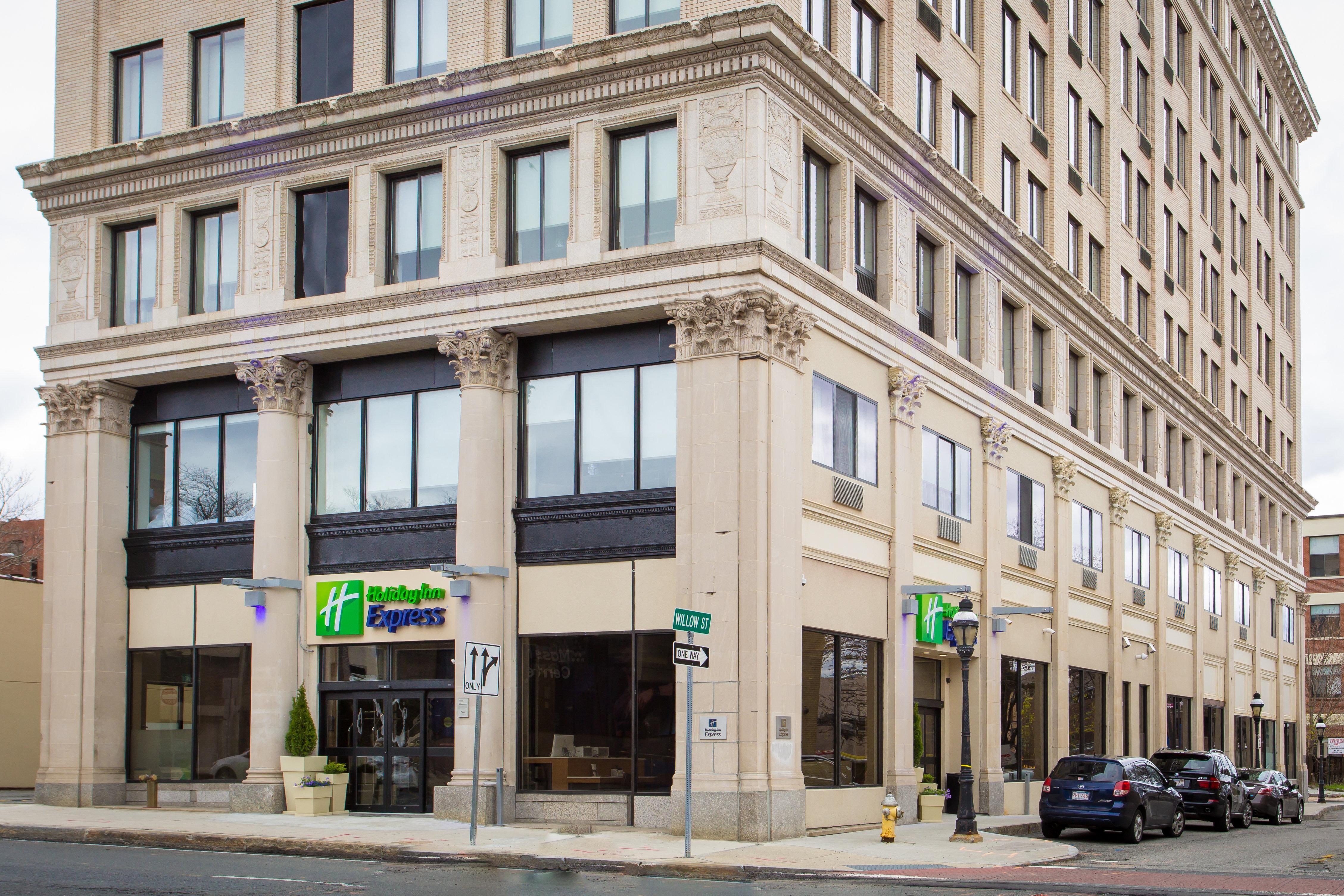 Holiday Inn Express - Springfield Downtown By Ihg Екстериор снимка