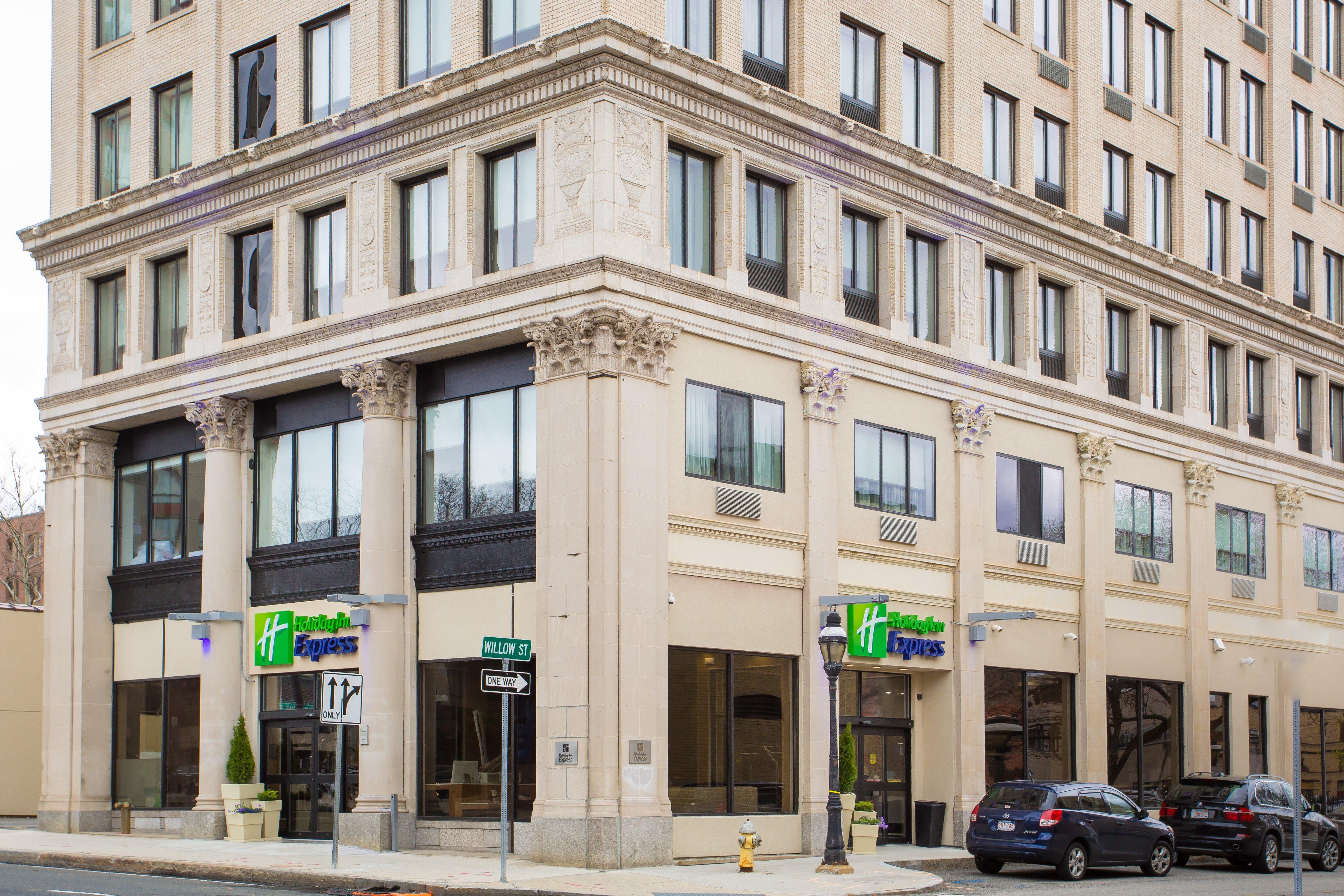 Holiday Inn Express - Springfield Downtown By Ihg Екстериор снимка